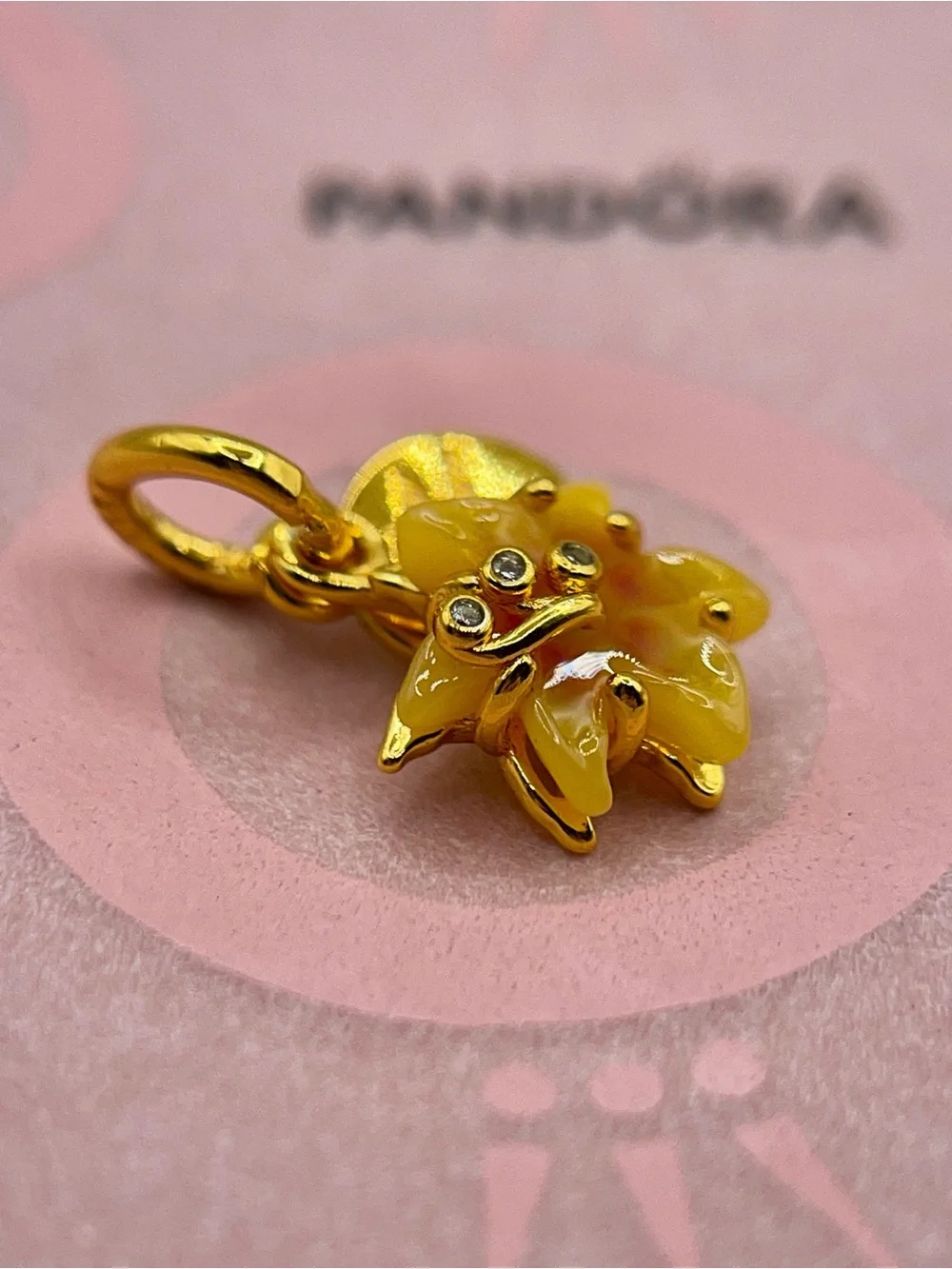 Pandora Disney Tangled Rapunzel Sundrop Flower Glow In The Dark Dangle Charm